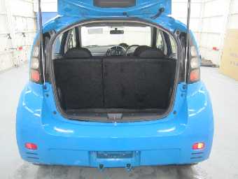 TOYOTA WILL CYPHA 2004 Image 6