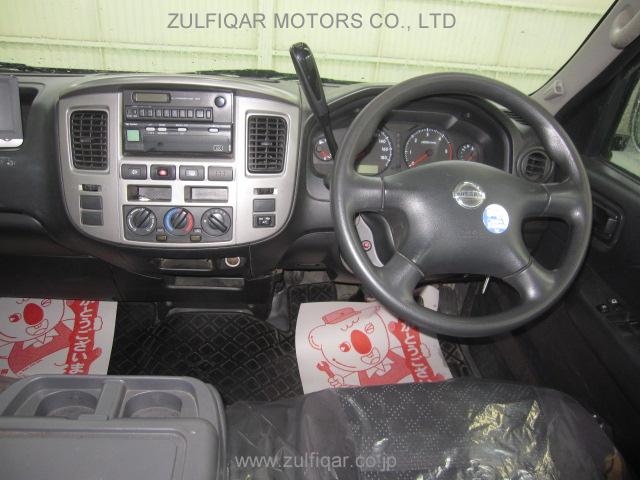 NISSAN CARAVAN 2008 Image 2