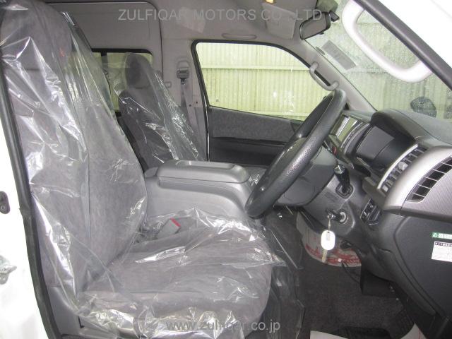 TOYOTA HIACE WAGON 2008 Image 6