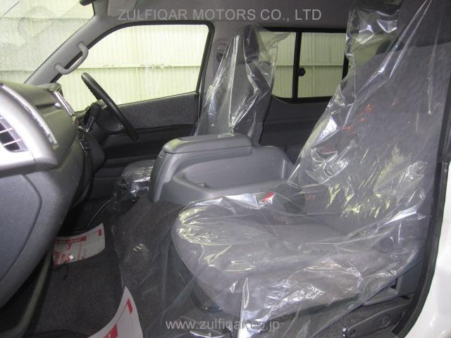 TOYOTA HIACE WAGON 2008 Image 8