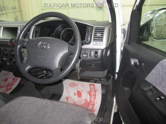 TOYOTA HIACE WAGON 2008 Image 7