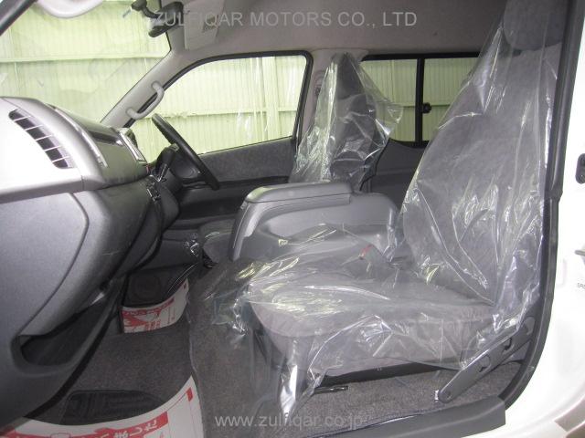 TOYOTA HIACE WAGON 2008 Image 8