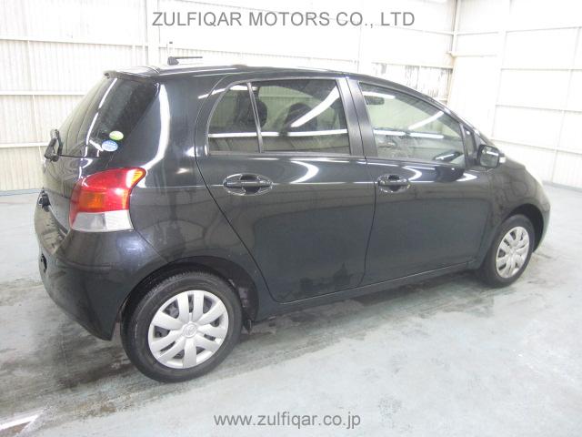 TOYOTA VITZ 2010 Image 3