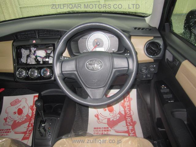 TOYOTA COROLLA AXIO 2013 Image 2