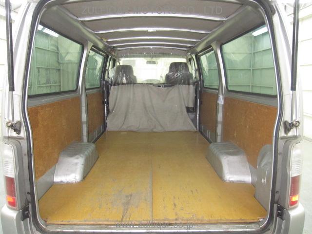 NISSAN CARAVAN 2008 Image 12