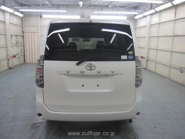 TOYOTA VOXY 2008 Image 5