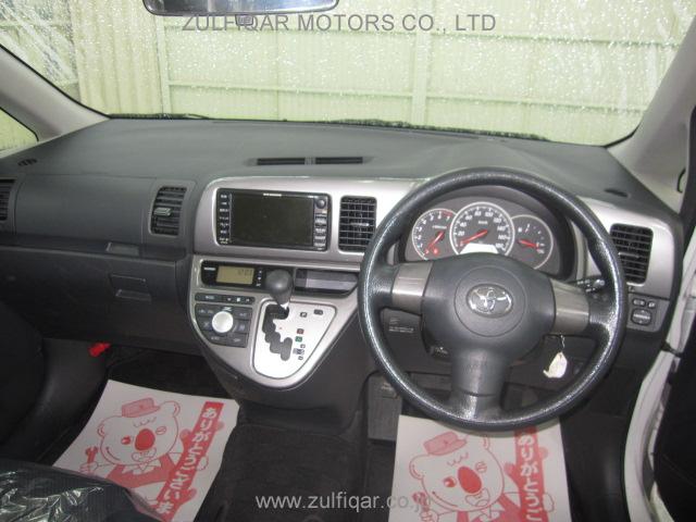 TOYOTA WISH 2008 Image 2