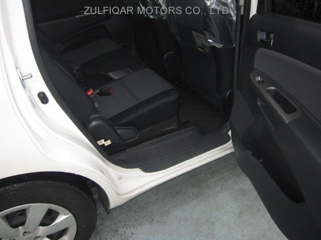 TOYOTA WISH 2008 Image 11