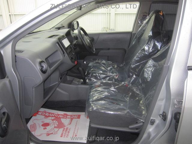 NISSAN A.D S/V 2007 Image 9