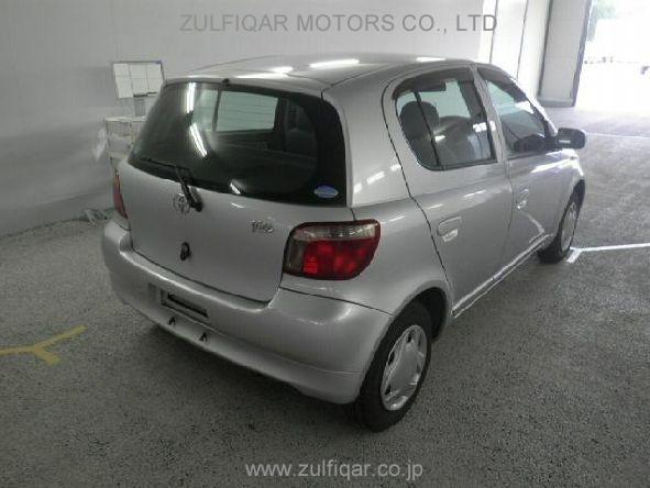 TOYOTA VITZ 2000 Image 3