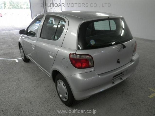 TOYOTA VITZ 2000 Image 7