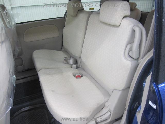 TOYOTA SIENTA 2008 Image 10