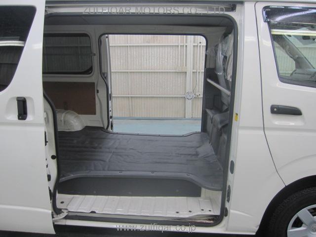 TOYOTA HIACE 2008 Image 10