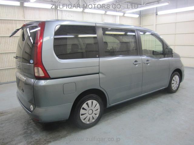 NISSAN SERENA 2008 Image 3