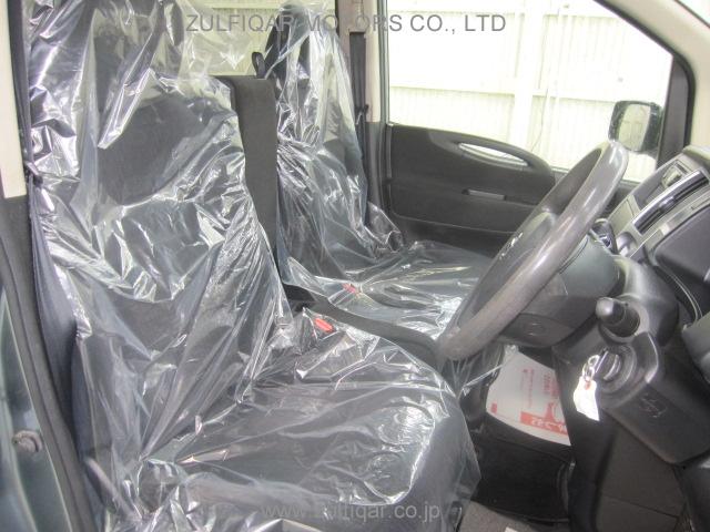 NISSAN SERENA 2008 Image 7