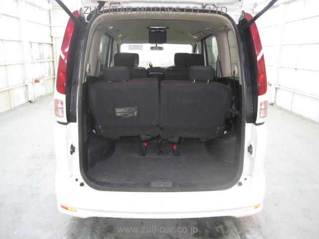 NISSAN SERENA 2008 Image 12