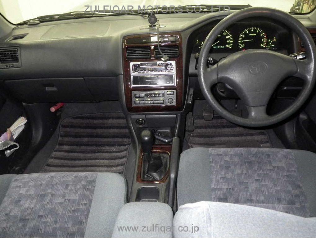 TOYOTA CARINA 1999 Image 2