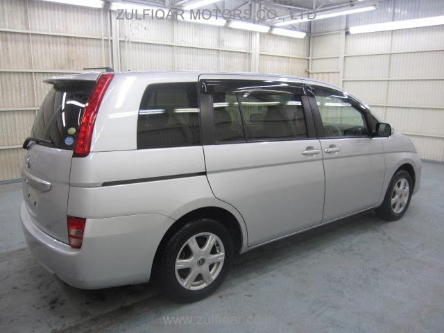 TOYOTA ISIS 2008 Image 3