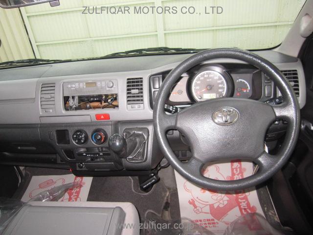 TOYOTA HIACE 2009 Image 2