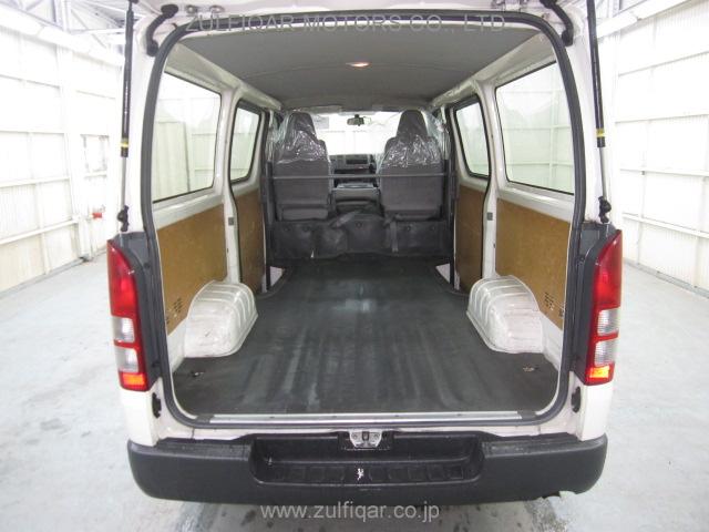 TOYOTA HIACE 2009 Image 12