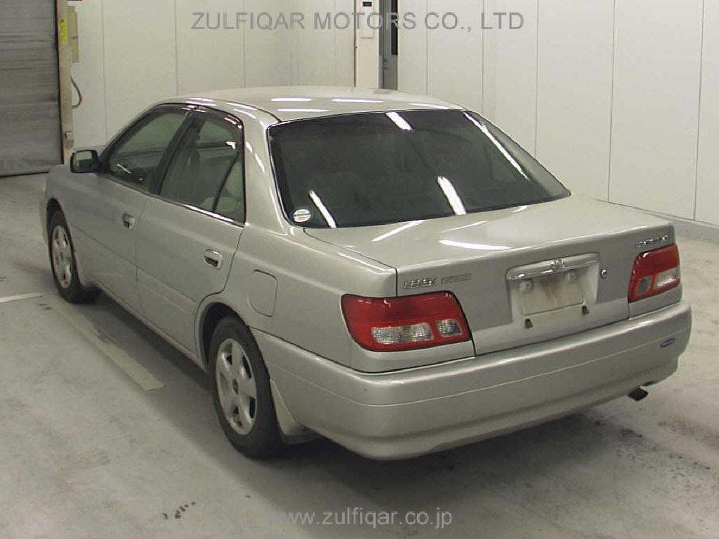 TOYOTA CARINA 2001 Image 3