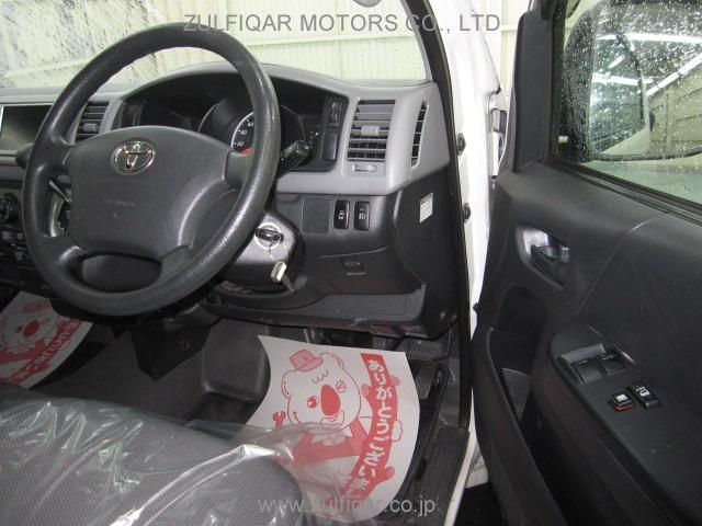 TOYOTA HIACE WAGON 2008 Image 7