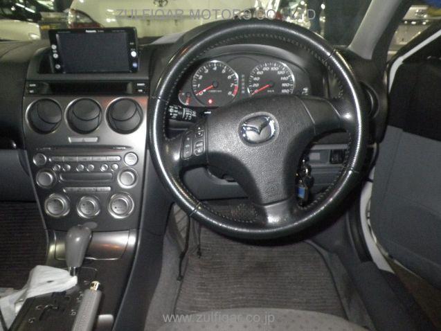 MAZDA ATENZA 2005 Image 4