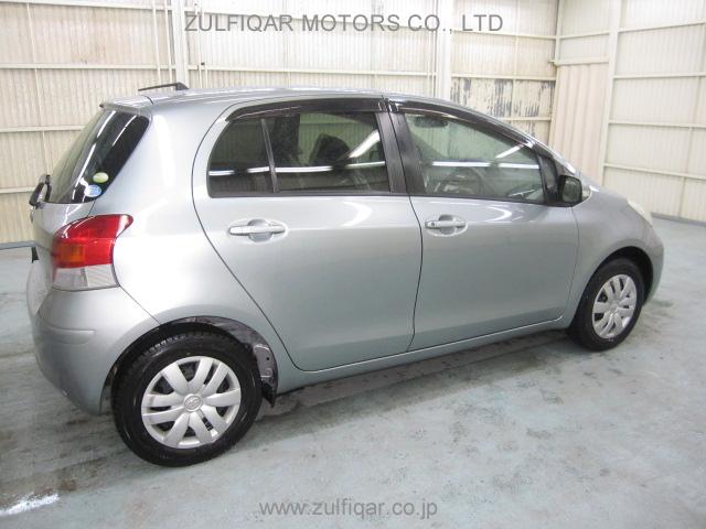 TOYOTA VITZ 2009 Image 3