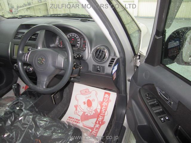 SUZUKI SX4 2009 Image 8