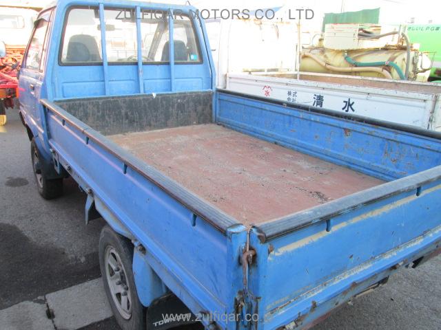 TOYOTA TOWNACE TRUCK 1988 Image 6