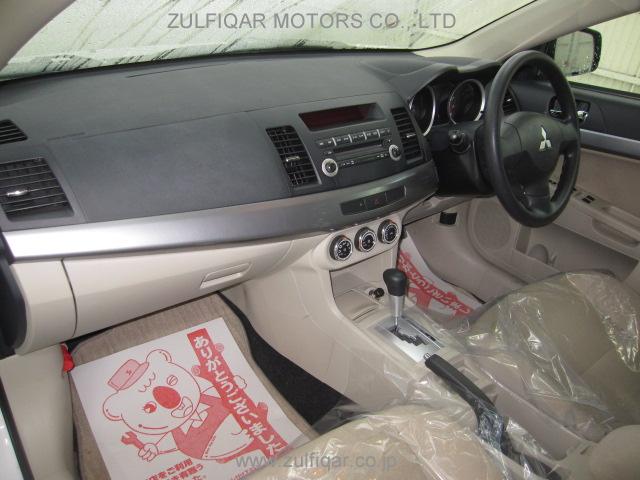 MITSUBISHI GALANT FORTIS 2010 Image 12