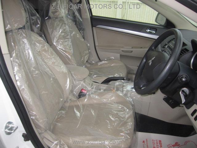 MITSUBISHI GALANT FORTIS 2010 Image 7