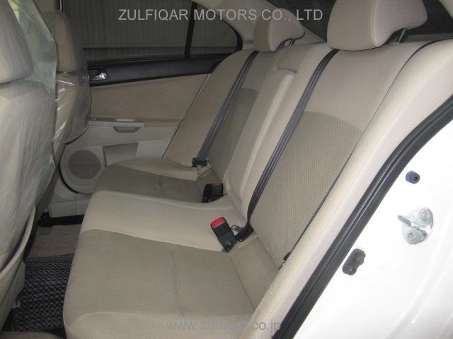 MITSUBISHI GALANT FORTIS 2010 Image 10