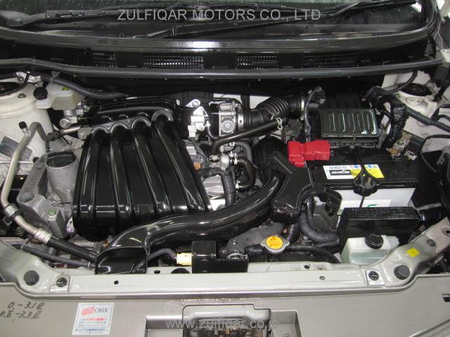 NISSAN NOTE 2009 Image 6