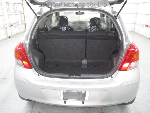 TOYOTA VITZ 2009 Image 12