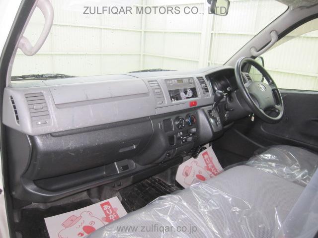 TOYOTA HIACE 2009 Image 11