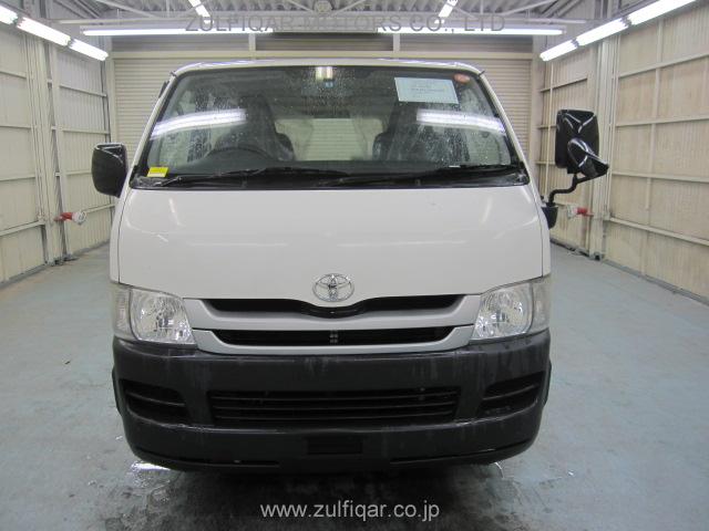 TOYOTA HIACE 2009 Image 4