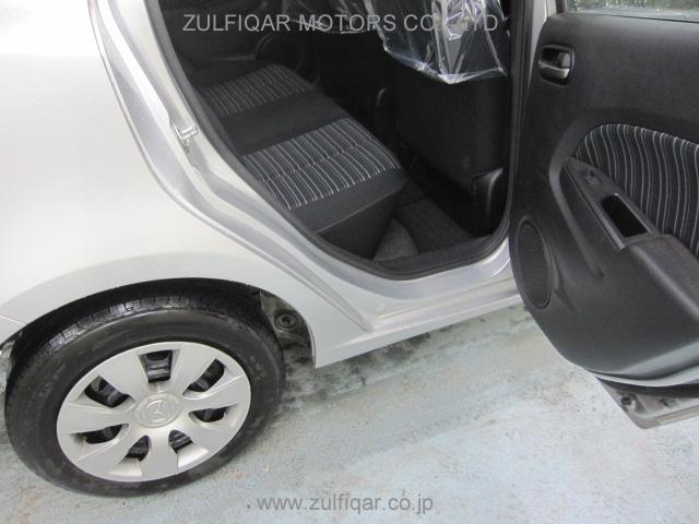 MAZDA DEMIO 2009 Image 11