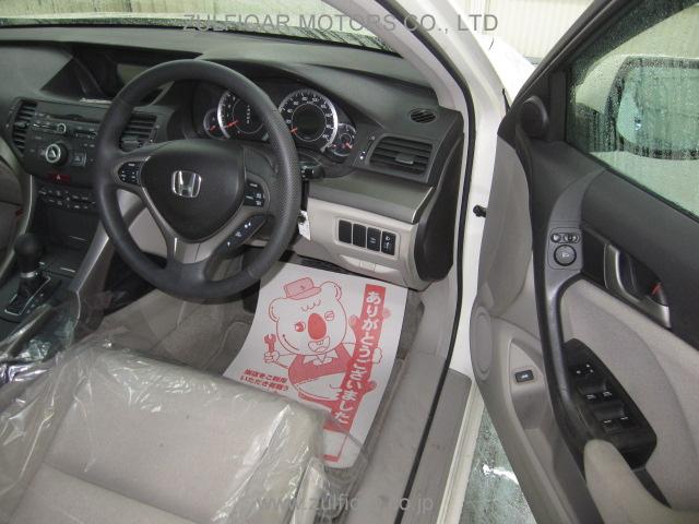 HONDA ACCORD 2009 Image 8