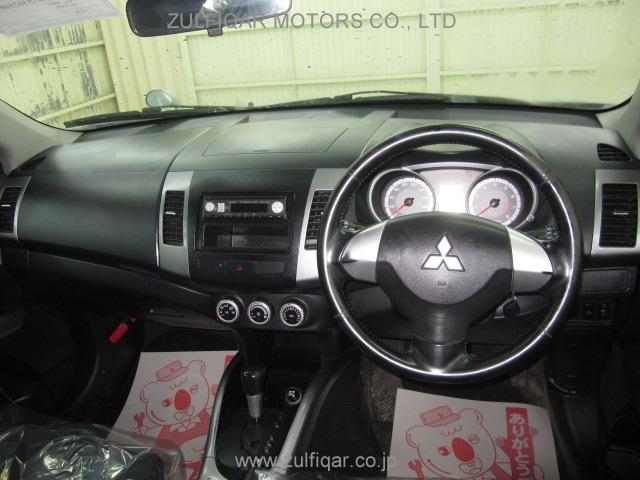 MITSUBISHI OUTLANDER 2009 Image 2