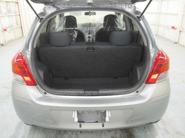 TOYOTA VITZ 2009 Image 12