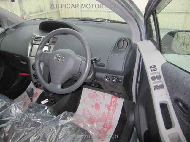 TOYOTA VITZ 2009 Image 8