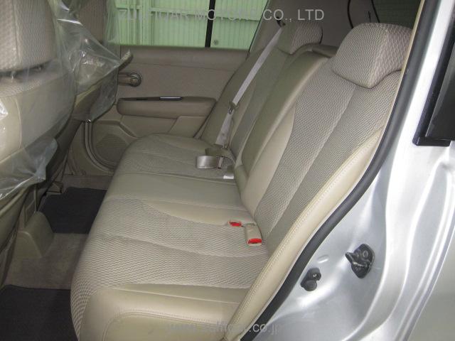 NISSAN TIIDA 2009 Image 10