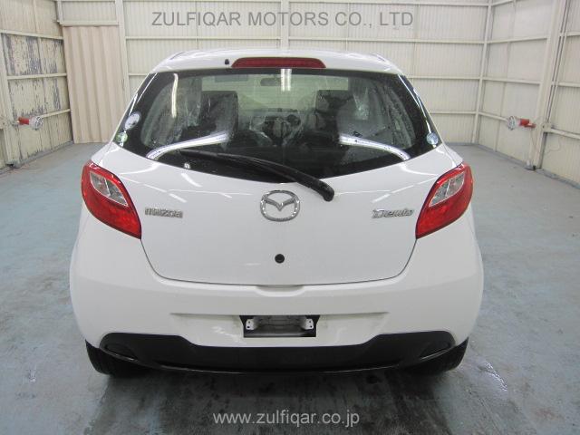 MAZDA DEMIO 2009 Image 5