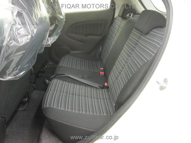 MAZDA DEMIO 2009 Image 10