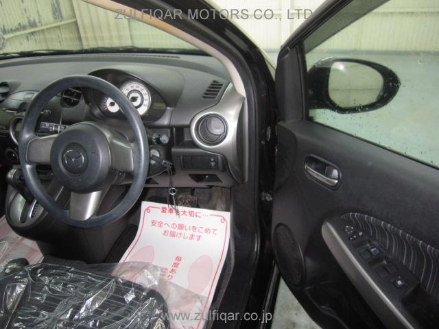 MAZDA DEMIO 2009 Image 8