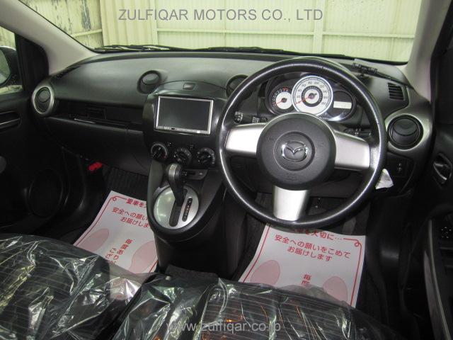 MAZDA DEMIO 2009 Image 2