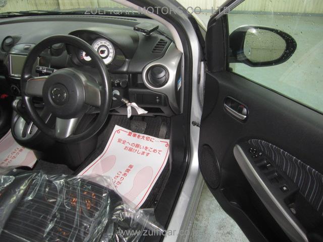 MAZDA DEMIO 2009 Image 8