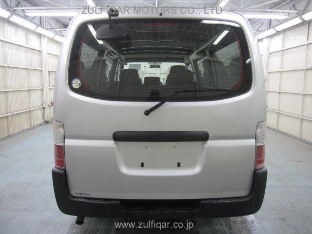 NISSAN CARAVAN 2009 Image 5