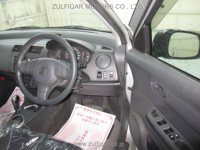 SUZUKI SWIFT 2009 Image 8